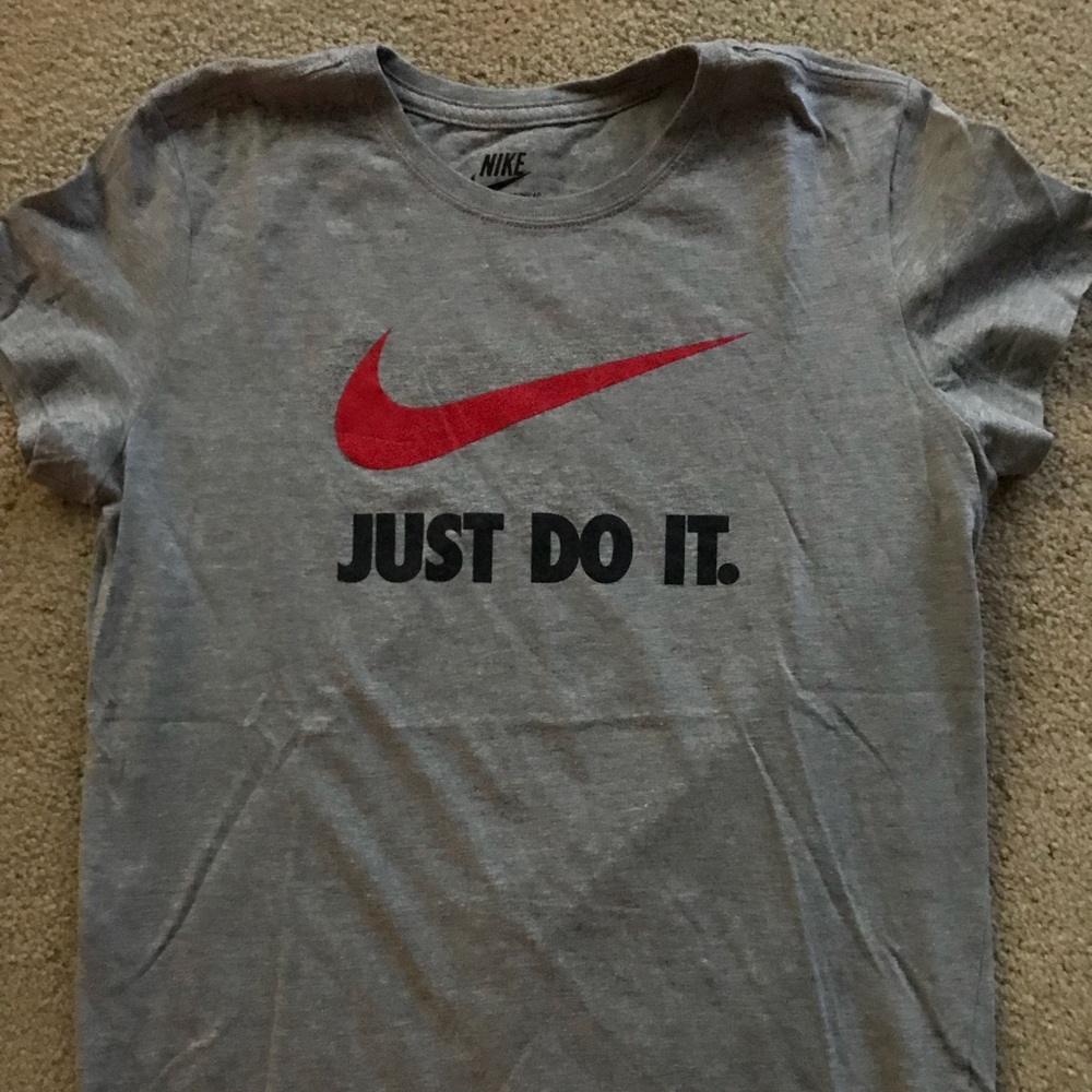NWOT Nike T-shirt
